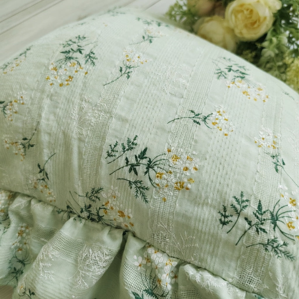 Housse de Coussin Fleuri en Coton Élégant