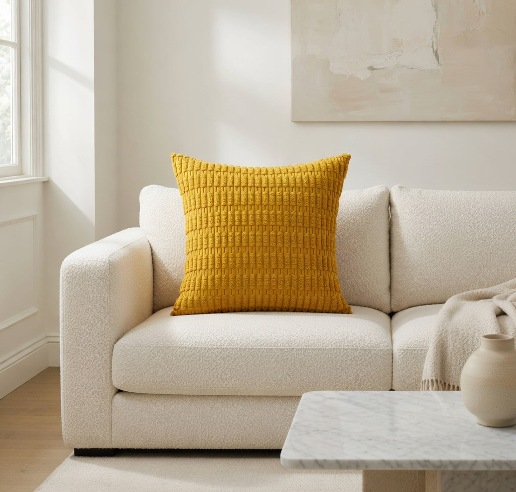 Housse de Coussin Velours Côtelé Jaune Chic